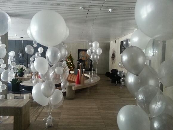 3ft Qualatex Plain Latex Balloon - Round Pearl White - Everything Party