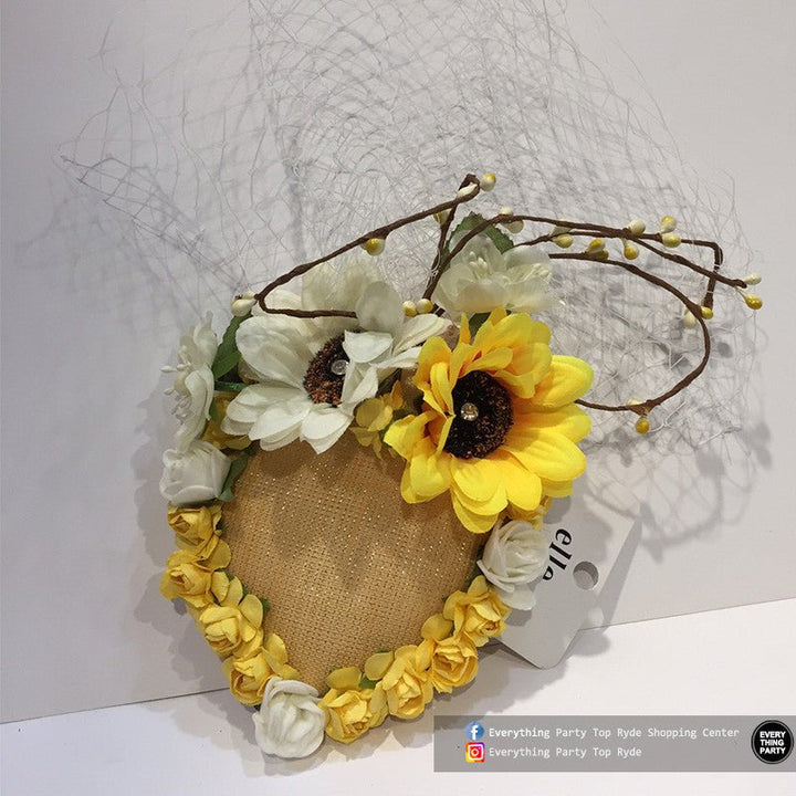 Melbourne Cup - Hair Clip with Flowers - Everything Party
